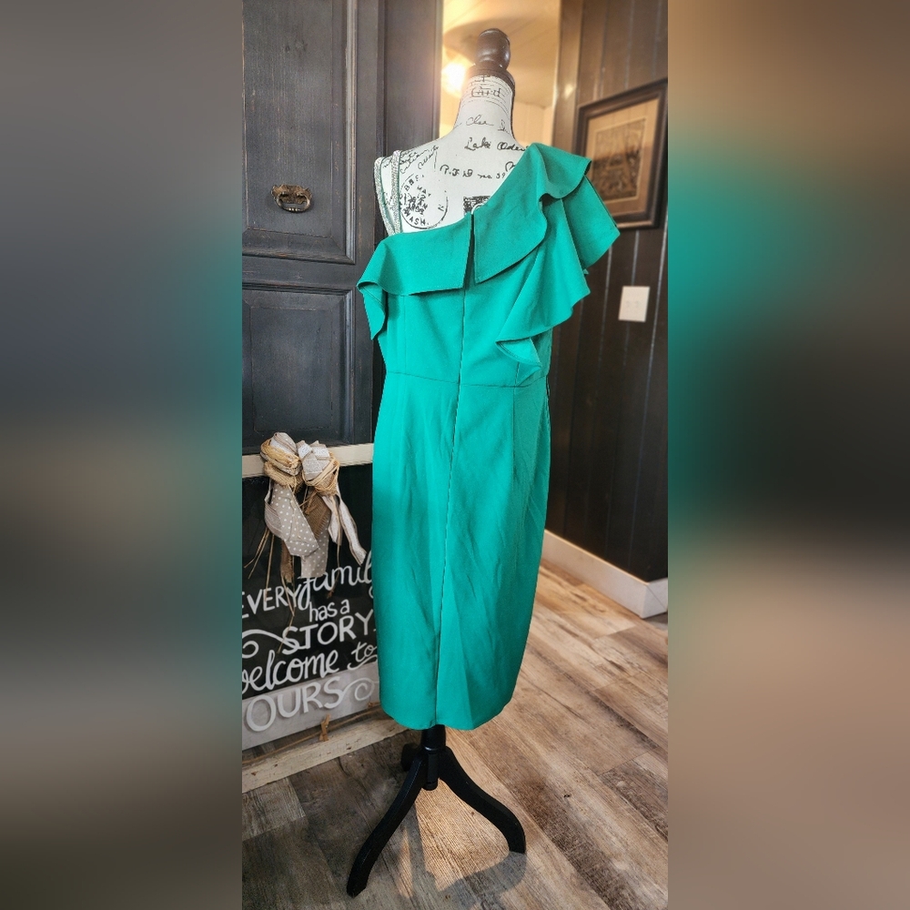 JM STUDIO Ruffled Formal Dress - Picture 4 of 8